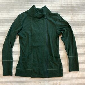 Lur Green Asymmetrical Long Sleeve Zip Up Sweatshirt Tunic Length Medium